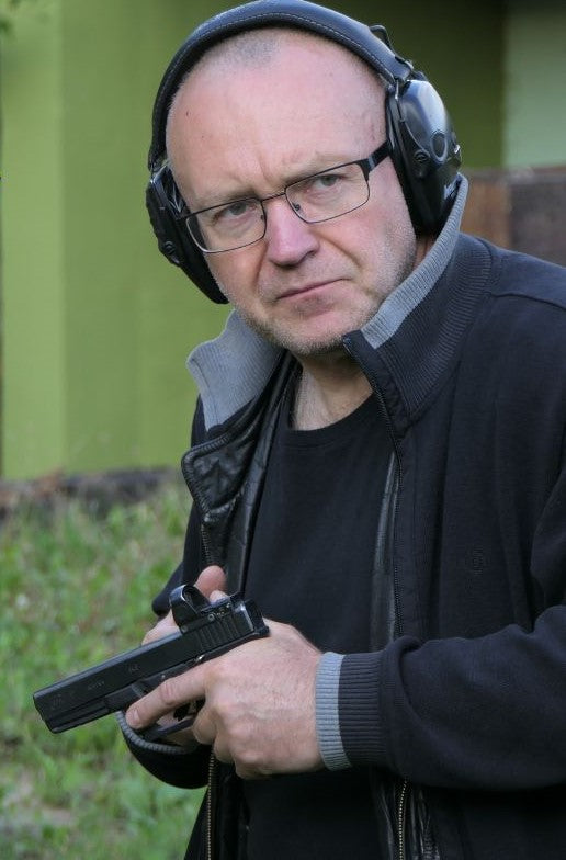Dr Jarosław Hebda — prowadzący szkolenie Obrona konieczna